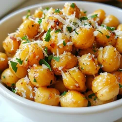 - 2 Dosen (je 425 g) Kichererbsen, abgetropft und abgespült - 2 Esslöffel Olivenöl - 3 Knoblauchzehen, fein gehackt Kichererbsen sind die Hauptzutat für dieses Rezept. Sie sind proteinreich und sehr nahrhaft. Olivenöl bringt den nötigen Geschmack und hilft beim Rösten. Der Knoblauch verleiht den Kichererbsen den besonderen, aromatischen Geschmack, den wir alle lieben. - 1 Teelöffel Paprika - 1/2 Tasse geriebener Parmesan-Käse - 1/2 Teelöffel italienische Gewürzmischung - 1/2 Teelöffel Salz - 1/4 Teelöffel schwarzer Pfeffer Die Gewürze sind wichtig für den Geschmack. Paprika fügt eine milde Schärfe hinzu. Der Parmesan-Käse bringt eine cremige, salzige Note. Die italienische Gewürzmischung fügt Kräuter hinzu, die das Gericht abrunden. Salz und Pfeffer sind die Basis für jede gute Gewürzmischung. - Frische Petersilie, gehackt (zum Garnieren) Frische Petersilie ist die perfekte Garnitur. Sie bringt Farbe und Frische. Es ist auch eine tolle Möglichkeit, das Gericht schöner zu machen. Salz und Pfeffer können auch nach Geschmack hinzugefügt werden. {{ingredient_image_2}} Heize deinen Ofen auf 200°C vor. Lege ein Backblech mit Backpapier aus. Dies hilft, die Kichererbsen nicht festzukleben. Spüle die Kichererbsen gründlich unter kaltem Wasser ab. Verwende ein sauberes Küchentuch, um sie gut zu trocknen. Dies ist sehr wichtig. Wenn sie zu feucht sind, werden sie nicht knusprig. In einer großen Schüssel vermenge 2 Esslöffel Olivenöl mit 3 fein gehackten Knoblauchzehen. Füge 1 Teelöffel Paprika, 1/2 Teelöffel Salz, 1/4 Teelöffel schwarzen Pfeffer und 1/2 Teelöffel italienische Gewürzmischung hinzu. Rühre gut um, bis alles gut verbunden ist. Dann füge die trockenen Kichererbsen hinzu. Mische vorsichtig, bis alle Kichererbsen gleichmäßig mit der Gewürzmischung bedeckt sind. Verteile die Kichererbsen gleichmäßig auf dem Backblech. Achte darauf, dass sie in einer einzigen Schicht liegen. Röste die Kichererbsen im Ofen für 25-30 Minuten. Rühre die Kichererbsen zur Hälfte der Zeit um, damit sie gleichmäßig garen. In den letzten 5 Minuten nimm das Backblech heraus. Streue 1/2 Tasse geriebenen Parmesan über die Kichererbsen. Gib das Blech zurück in den Ofen, bis der Käse schmilzt und goldbraun wird. Lass die Kichererbsen nach dem Rösten einige Minuten abkühlen. Sie werden beim Abkühlen knusprig bleiben. - Richtiges Trocknen der Kichererbsen: Um die Kichererbsen knusprig zu machen, ist das Trocknen wichtig. Nach dem Abspülen sollten Sie die Kichererbsen auf ein Küchentuch legen. Trocknen Sie sie gut ab. Feuchtigkeit macht sie weich. - Optimale Röstart: Rösten Sie die Kichererbsen bei 200°C. Diese Temperatur sorgt dafür, dass sie gleichmäßig garen. Wenden Sie die Kichererbsen in der Mitte der Garzeit. So wird jede Seite goldbraun und knusprig. - Weitere Geschmacksrichtungen testen: Experimentieren Sie mit verschiedenen Gewürzen. Fügen Sie Chili-Flakes für Schärfe hinzu. Auch geräucherter Paprika kann einen tollen Geschmack bringen. - Alternative Käsesorten verwenden: Wenn Sie Parmesan nicht mögen, probieren Sie Feta oder Cheddar. Diese Käsesorten geben den Kichererbsen einen anderen, aber guten Geschmack. - Präsentationstipps: Servieren Sie die knusprigen Kichererbsen in einer schönen Schüssel. Streuen Sie etwas mehr Parmesan darüber. Das sieht toll aus und schmeckt noch besser. - Verwendung in anderen Gerichten: Sie können die Kichererbsen auch in Salaten verwenden. Sie geben jedem Gericht einen knusprigen Biss. Auch als Snack sind sie perfekt. Pro Tipps Die Kichererbsen gut trocknen: Stellen Sie sicher, dass die Kichererbsen nach dem Abspülen gründlich getrocknet werden. Feuchtigkeit kann verhindern, dass sie knusprig werden. Parmesan am Ende hinzufügen: Fügen Sie den geriebenen Parmesan in den letzten 5 Minuten der Garzeit hinzu, damit er leicht schmilzt, ohne zu verbrennen. Variieren Sie die Gewürze: Experimentieren Sie mit anderen Gewürzen wie Kreuzkümmel oder Chili-Pulver, um den Kichererbsen eine andere Geschmacksrichtung zu verleihen. Perfekte Präsentation: Servieren Sie die Kichererbsen in einer stilvollen Schüssel und garnieren Sie sie mit frisch gehackter Petersilie und zusätzlichem Parmesan für einen ansprechenden Look. {{image_4}} Eine einfache Möglichkeit, das Rezept zu verändern, ist die Zugabe von Chili-Flakes. So bekommen die Kichererbsen eine scharfe Note. Wenn du etwas anderes ausprobieren möchtest, nimm Kräuter der Provence. Diese geben den Kichererbsen einen aromatischen, mediteranen Geschmack. Du kannst auch eine Mischung aus beiden verwenden, um die perfekte Balance zu finden. Wenn du vegan bist, kannst du veganen Käse verwenden. Er schmilzt nicht so gut, bietet aber tollen Geschmack. Feta oder Cheddar sind auch gute Alternativen. Feta gibt einen salzigen Kick, während Cheddar einen reichhaltigen Geschmack hinzufügt. Probiere aus, was dir am besten schmeckt. Für mehr Protein kannst du Nüsse oder Samen hinzufügen. Kürbiskerne oder Mandeln passen gut zu diesem Rezept. Eine Kombination mit anderen Hülsenfrüchten macht die Kichererbsen noch nahrhafter. Kombiniere sie zum Beispiel mit roten Linsen oder schwarzen Bohnen für eine bunte Mischung. Um Kichererbsen frisch zu halten, lege sie in einen luftdichten Behälter. Bewahre sie im Kühlschrank auf. So bleiben sie knusprig und lecker. Verwende Gläser oder Plastikbehälter mit Deckel. Diese halten die Feuchtigkeit fern. Frisch geröstete Kichererbsen sind etwa 3 bis 5 Tage haltbar. Nach ein paar Tagen könnten sie weich werden. Wenn sie schimmelig oder faulig riechen, sind sie nicht mehr gut. Achte auf eine trockene und knusprige Textur. Wenn du Kichererbsen aufwärmen willst, benutze den Ofen. Heize ihn auf 180°C vor. Verteile die Kichererbsen auf einem Blech. Backe sie für etwa 10 Minuten, bis sie warm sind. Um die Knusprigkeit zurückzubringen, kannst du auch die Pfanne verwenden. Röste sie kurz bei mittlerer Hitze. So schmecken sie fast wie frisch geröstet. Kichererbsen halten sich gut im Kühlschrank. Lagern Sie sie in einem luftdichten Behälter. Dort bleiben sie bis zu fünf Tage frisch. Wenn Sie sie länger aufbewahren möchten, können Sie sie einfrieren. In einem gefrierfesten Behälter halten sie bis zu drei Monate. Zum Auftauen lassen Sie sie einfach über Nacht im Kühlschrank. Ja, Sie können die Kichererbsen im Voraus zubereiten. Bereiten Sie sie einfach wie im Rezept beschrieben zu. Lassen Sie die Kichererbsen nach dem Rösten abkühlen. Lagern Sie sie dann in einem luftdichten Behälter. So können Sie sie für schnelle Snacks oder als Topping für Salate nutzen. Geröstete Kichererbsen sind vielseitig. Sie sind ein toller Snack für sich. Probieren Sie sie als Topping auf Salaten oder Suppen. Sie passen gut zu Hummus oder Joghurt-Dips. Auch Gemüseplatten lassen sich gut damit kombinieren. In diesem Blogbeitrag haben wir die Zubereitung von gerösteten Kichererbsen erkundet. Wir haben die Hauptzutaten wie Kichererbsen, Olivenöl und Knoblauch besprochen. Zudem habe ich Tipps gegeben, wie du die Kichererbsen perfekt röstest. Abschließend möchte ich sagen, dass diese Snacks nicht nur lecker, sondern auch vielseitig sind. Du kannst sie als Beilage oder Hauptgericht verwenden. Experimentiere mit verschiedenen Gewürzen und Käsesorten für eigene Kreationen!