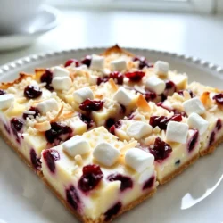 Für diesen Fudge benötigst du: - 2 Tassen weiße Schokoladenstückchen - 1 Dose (14 oz) gesüßte kondensierte Milch - 1 Teelöffel Vanilleextrakt - 1 Tasse getrocknete Cranberries - Eine Prise Salz - 1 Tasse Mini-Marshmallows (für zusätzliche Fluffigkeit) Diese Zutaten sind die Grundlage für einen leckeren Fudge. Die weiße Schokolade sorgt für Süße und Cremigkeit. Die gesüßte kondensierte Milch gibt dir die perfekte Textur. Die Cranberries bringen eine fruchtige Note. Du kannst auch folgende Zutaten hinzufügen: - 1/2 Tasse gehackte Pekannüsse oder Walnüsse Nüsse fügen einen schönen Crunch hinzu. Sie sind optional, aber sehr empfehlenswert. Wenn du es gerne knusprig magst, sind sie eine tolle Wahl! Die Qualität deiner Zutaten macht einen großen Unterschied. Nutze echte weiße Schokolade, nicht nur Schokoladenstückchen. Achte auch auf frische Cranberries. Sie sollten saftig und nicht zu hart sein. Hochwertige Zutaten führen zu einem besseren Geschmack und einer tollen Textur. {{ingredient_image_2}} Bereite zuerst die Backform vor. Nimm eine quadratische Backform von 8x8 Zoll. Lege sie mit Backpapier aus. Lass das Papier über die Seiten hängen. Dies hilft dir, den Fudge später leicht herauszunehmen. Besprühe das Papier leicht mit Kochspray. Das verhindert, dass der Fudge kleben bleibt. Jetzt ist es Zeit, die Schokolade zu schmelzen. Nimm einen mittelgroßen Kochtopf und füge die weißen Schokoladenstückchen hinzu. Gieße die gesüßte kondensierte Milch dazu. Erhitze die Mischung bei niedriger Hitze. Rühre ständig, bis die Schokolade glatt und schmelzend ist. Achte darauf, dass sie nicht anbrennt. Wenn die Schokolade geschmolzen ist, nimm den Kochtopf vom Herd. Füge nun den Vanilleextrakt hinzu. Gib auch eine Prise Salz dazu. Rühre alles gut um. So verbinden sich die Aromen und der Fudge bekommt mehr Geschmack. Jetzt kommt der spaßige Teil. Füge die getrockneten Cranberries hinzu. Wenn du Nüsse magst, gib die gehackten Pekannüsse oder Walnüsse dazu. Du kannst auch die Mini-Marshmallows einrühren. Mische alles vorsichtig, bis es gleichmäßig verteilt ist. Gieße die Fudge-Mischung in die vorbereitete Backform. Nutze einen Spatel, um die Mischung gleichmäßig zu verteilen. Achte darauf, die Oberfläche glatt zu streichen. Dies sorgt für ein schönes Aussehen. Stelle die Backform für mindestens zwei Stunden in den Kühlschrank. Das Fudge muss fest werden. Für die besten Ergebnisse lasse es über Nacht kühlen. So wird der Fudge schön fest und lässt sich gut schneiden. Wenn der Fudge fest ist, nimm ihn vorsichtig aus der Form. Nutze dazu das überstehende Backpapier. Lege den Fudge auf ein Schneidebrett. Schneide ihn in gleichmäßige Quadrate. Jetzt ist dein köstlicher Fudge bereit zum Servieren! Ein häufiger Fehler beim Fudge machen ist, die Schokolade zu stark zu erhitzen. Achte darauf, immer bei niedriger Hitze zu arbeiten. Wenn du die Schokolade zu hoch erhitzt, kann sie klumpig werden. Ein weiterer Fehler ist das Unterlassen von Rühren. Rühre die Mischung ständig, damit sie glatt bleibt. Zu wenig Rühren kann auch dazu führen, dass der Fudge ungleichmäßig wird. Für die perfekte Textur ist es wichtig, die richtigen Zutaten zu wählen. Nutze hochwertige weiße Schokolade. Diese hat mehr Fett und sorgt für einen cremigen Fudge. Füge eine Prise Salz hinzu. Es hebt die Süße der Schokolade hervor und verbessert den Geschmack. Mini-Marshmallows sind auch eine tolle Ergänzung. Sie bringen zusätzliche Fluffigkeit und machen den Fudge noch köstlicher. Um Fudge einfach zu machen, benötigst du einige spezielle Werkzeuge: - Eine quadratische Backform (8x8 Zoll) - Backpapier - Kochspray - Einen mittelgroßen Kochtopf - Einen Spatel zum Verteilen der Mischung - Ein Schneidebrett zum Schneiden des Fudges Diese Werkzeuge helfen dir, die Mischung gut zu verarbeiten und den Fudge perfekt zu formen. Pro Tipps Verwendung von hochwertiger Schokolade: Achte darauf, hochwertige weiße Schokoladenstückchen zu verwenden, um den besten Geschmack zu erzielen. Variationen ausprobieren: Du kannst die Cranberries durch andere Trockenfrüchte wie Aprikosen oder Datteln ersetzen, um neue Geschmacksrichtungen zu entdecken. Fudge richtig lagern: Bewahre den Fudge in einem luftdichten Behälter im Kühlschrank auf, damit er frisch bleibt und nicht austrocknet. Geschenkverpackung: Verpacke den Fudge in dekorative Boxen oder Folien, um ihn als liebevolles Geschenk für Freunde und Familie zu präsentieren. {{image_4}} Du kannst die Cranberries durch andere Trockenfrüchte ersetzen. Getrocknete Aprikosen oder Mangos geben einen fruchtigen Touch. Diese Früchte harmonieren gut mit der weißen Schokolade. Schneide sie klein, damit sie gut im Fudge verteilt sind. So bekommst du eine bunte Mischung. Ich finde, das macht den Fudge noch interessanter. Wenn du keine Nüsse magst, lass sie einfach weg. Du kannst auch Sonnenblumenkerne oder Kürbiskerne verwenden. Diese sind knusprig und passen wunderbar. Du kannst auch geröstete Kokosflocken hinzufügen. Sie verleihen dem Fudge einen tropischen Geschmack. So bleibt der Fudge glutenfrei und nussfrei. Das ist perfekt für Allergiker. Probiere verschiedene Aromen aus, um den Fudge zu verfeinern. Ein Hauch von Zimt oder Muskatnuss gibt eine warme Note. Auch Mandel- oder Orangenextrakt kann den Fudge besonders machen. Du kannst auch Kakaopulver hinzufügen, um einen schokoladigen Twist zu bekommen. Diese kleinen Änderungen machen den Fudge spannend. Lass deiner Kreativität freien Lauf und finde deine Lieblingskombination! Um den Fudge frisch zu halten, lagere ihn am besten in einem luftdichten Behälter. Lege ein Stück Backpapier zwischen die Schichten, wenn du mehrere Stücke stapelst. So kleben sie nicht zusammen. Halte den Fudge an einem kühlen, trockenen Ort. Vermeide direkte Sonne und Hitze. Der Fudge bleibt im Kühlschrank bis zu zwei Wochen frisch. Die Zutaten wie Schokolade und Cranberries behalten ihren Geschmack. Achte darauf, dass die Schokolade von hoher Qualität ist. Dies sorgt für den besten Geschmack und die beste Textur. Wenn du Fudge länger aufbewahren möchtest, friere ihn ein. Schneide den Fudge in Stücke und lege ihn in einen Gefrierbeutel. Entferne so viel Luft wie möglich. So bleibt er bis zu drei Monate haltbar. Lass ihn im Kühlschrank auftauen, wenn du ihn genießen möchtest. So bleibt der Fudge weich und lecker. Ja, du kannst die weiße Schokolade durch Zartbitterschokolade ersetzen. Zartbitterschokolade hat einen stärkeren Geschmack. Das kann die Süße des Fudges verändern. Du solltest die Menge der gesüßten kondensierten Milch anpassen, um die Süße zu balancieren. Probiere es aus, um deine perfekte Mischung zu finden! Der Fudge hält sich im Kühlschrank etwa eine Woche. Achte darauf, ihn in einem luftdichten Behälter zu lagern. So bleibt er frisch und lecker. Du kannst ihn auch länger aufbewahren, wenn du ihn einfrierst. Ja, du kannst die Mini-Marshmallows weglassen. Sie geben dem Fudge eine fluffige Textur. Wenn du sie weglässt, wird der Fudge dichter. Du kannst auch mehr Cranberries oder Nüsse hinzufügen, um die Textur zu verbessern. Serviere den Fudge auf einem schönen Teller. Du kannst ihn mit Kokosflocken und zusätzlichen Cranberries dekorieren. Das sieht festlich aus und macht Eindruck. Der Fudge eignet sich auch gut als Geschenk. Verpacke ihn in einer schönen Box für die Feiertage. Wir haben die Hauptzutaten für den weißen Schokoladen-Cranberry-Fudge untersucht. Wir besprachen die richtigen Schritte, um ihn perfekt zuzubereiten. Tipps helfen, häufige Fehler zu vermeiden und die Textur zu verbessern. Variationen mit Trockenfrüchten und Nüssen geben deinem Fudge persönlichen Flair. Denke daran, die richtige Lagerung für Frische und Haltbarkeit zu beachten. Wenn du diese Schritte befolgst, gelingt dir stets ein leckerer Fudge. Damit zauberst du ein süßes Vergnügen, das alle lieben werden.